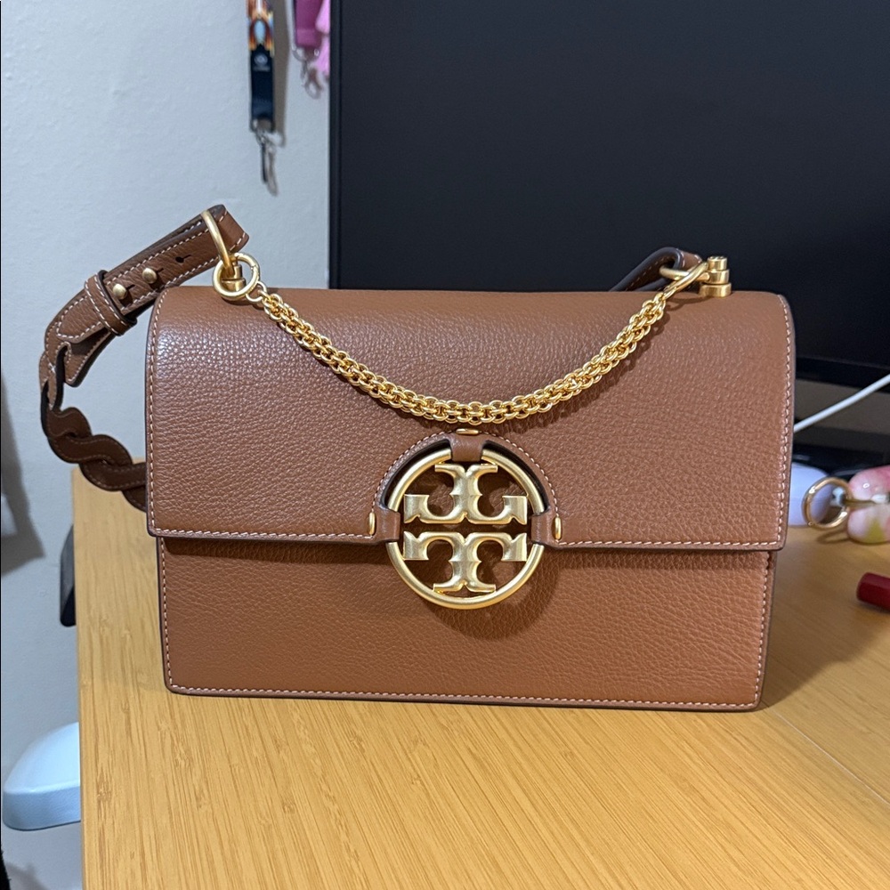 Tory Burch Tan Leather Shoulder Bag with Gold Chain